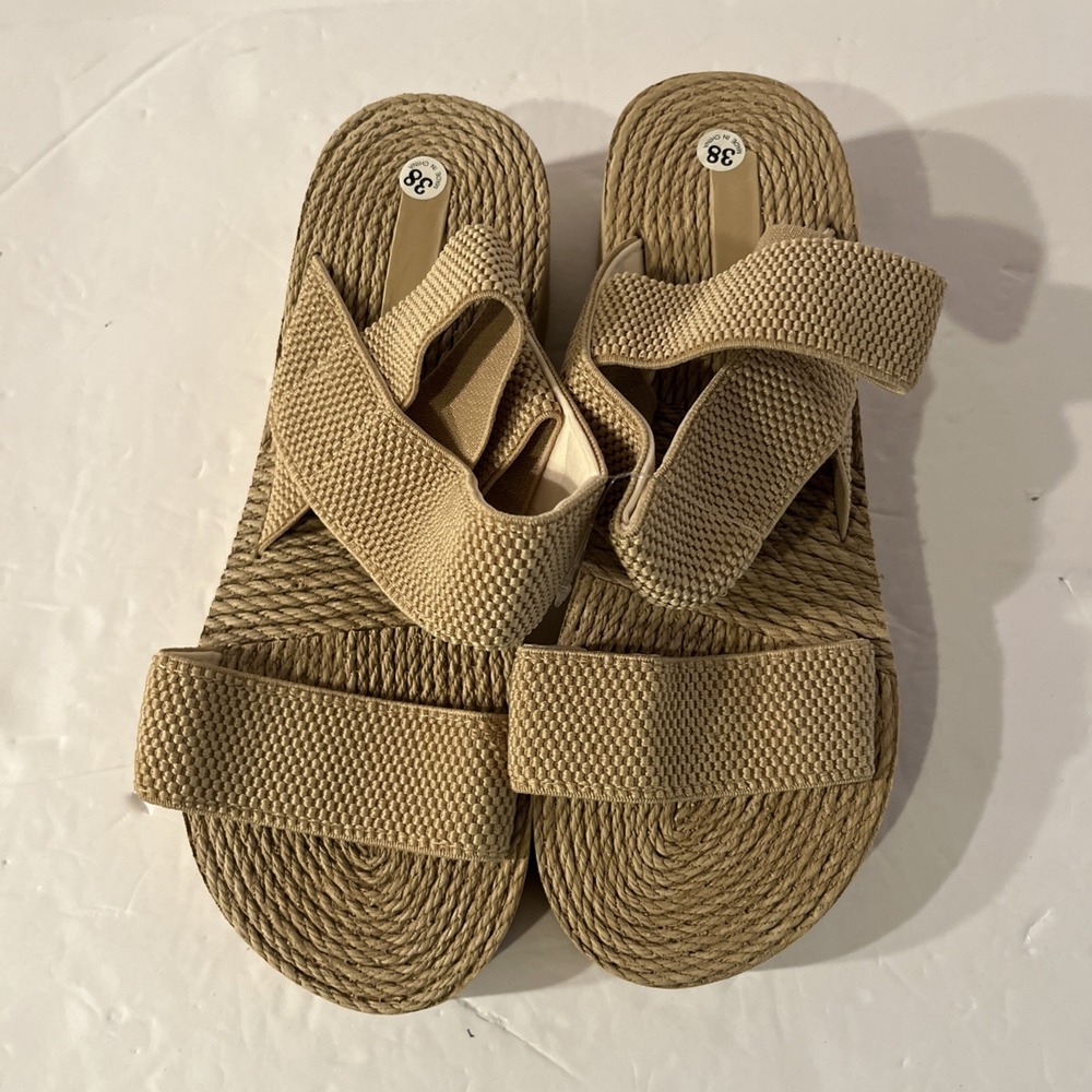 NWT SHEIN Women's Tan Platform Slip On Wedge Sandals Size 7.5 Beach Heels Woven